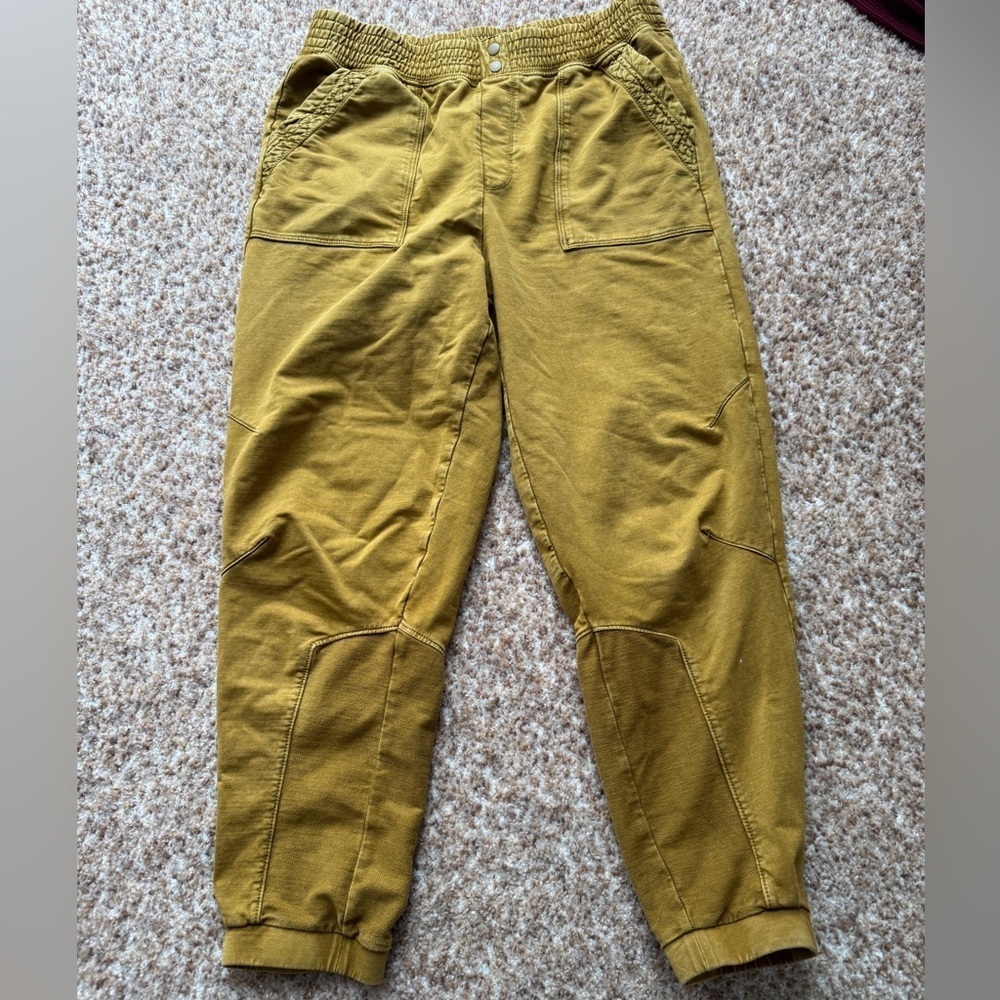 Anthropologie Monday/Tuesday/Wednesday..Pull On Pants size xs mustard